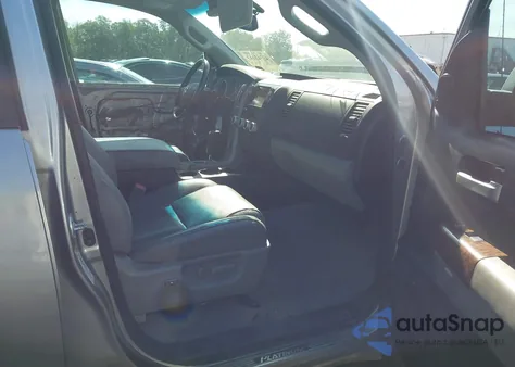 2010 Toyota Tundra Limited 5.7L V8 from USA, damaged, VIN 5TFHW5F11AX147743